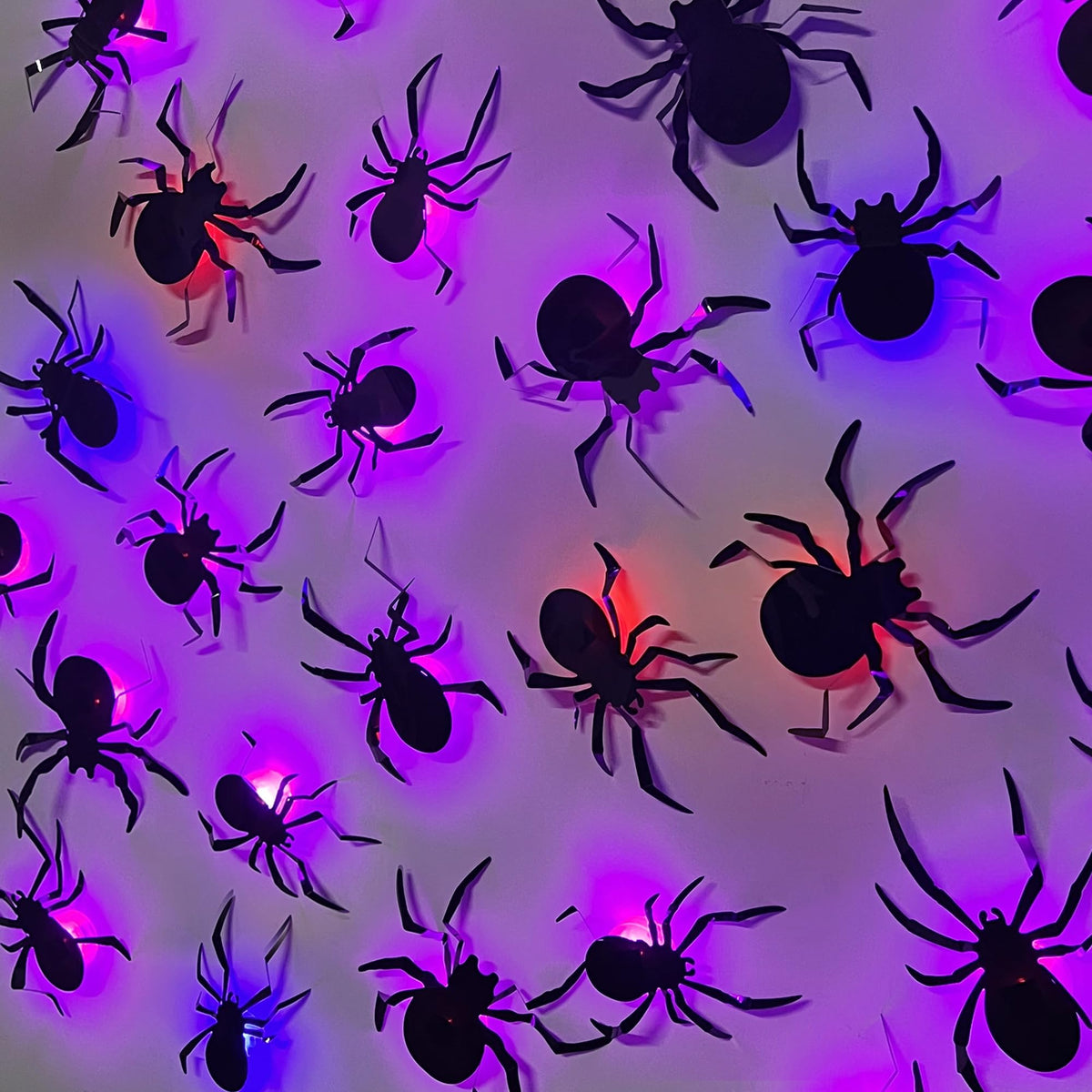 🕷️🦇🎃36-Pack Halloween Bat & Spider Decorations with LED Lights – Indoor Wall Decor for Home, Party & Classroom